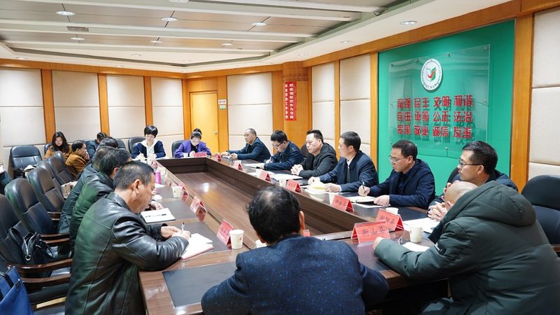 心理咨询师培训教材版本解析：如何选择适合自己的教材